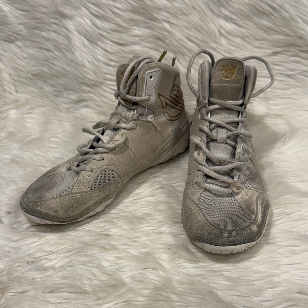 Rudis JB1 Wrestling High-Top Sneakers White Gold